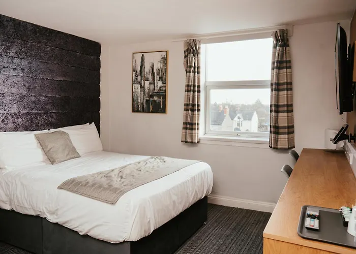 Hotels 24-7 - The Old Victoria Hotel